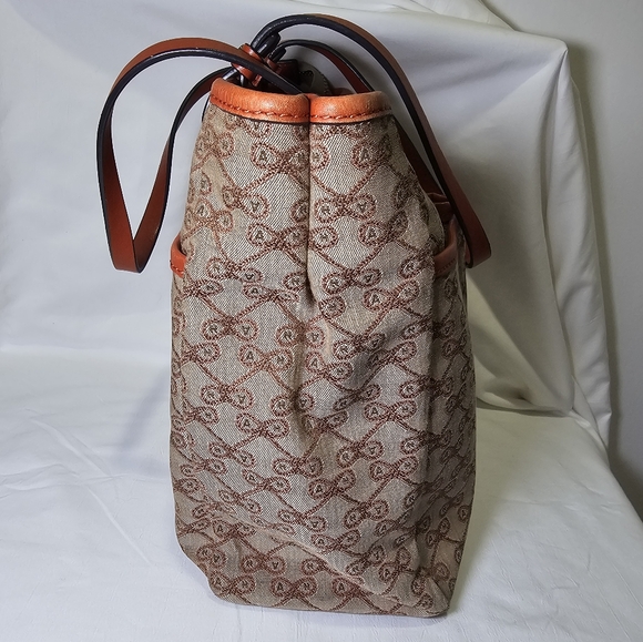 Anya Hindmarch Nevis Handbag in Signature Bow Canvas - Picture 5 of 14